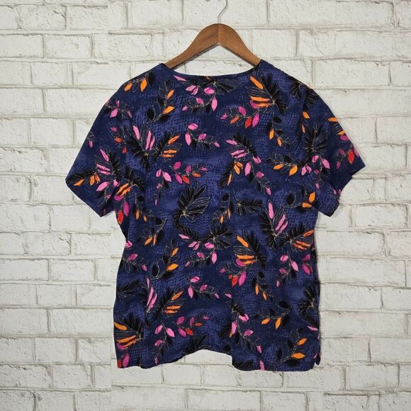 Runway by Cherokee printed scrub top - Picture 9 of 13